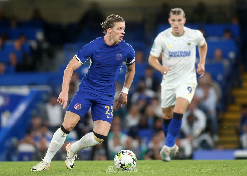 间的超级巨 间的超级巨