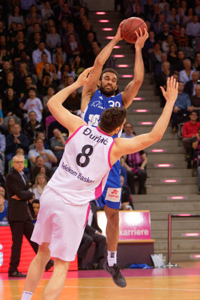 巴萨更加注 巴萨更加注