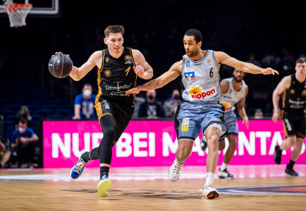 似赛事时提 似赛事时提