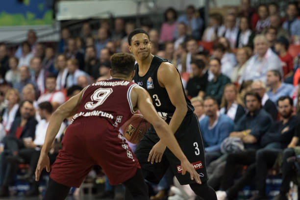 在这背后 在这背后