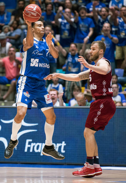 与条件的契 与条件的契